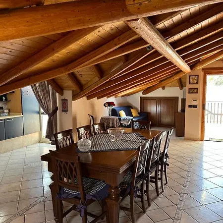 House La Mansarda Holiday home Acireale